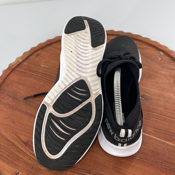 New Balance Nergize Sport Women's Sneakers Size 8 Cushioned Shoes Black - Picture 7 of 9